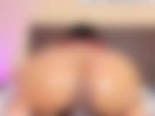 Kim-Baker2's Live Sex Cam Show