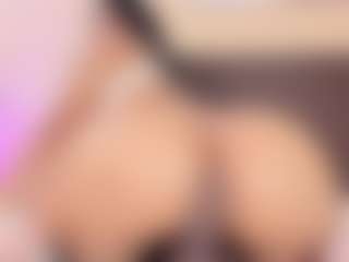 Kim-Baker2's Live Sex Cam Show