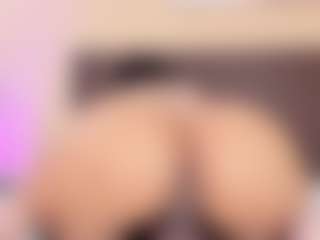 Kim-Baker2's Live Sex Cam Show