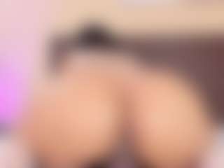 Kim-Baker2's Live Sex Cam Show