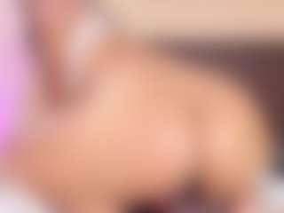 Kim-Baker2's Live Sex Cam Show