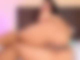 Spettacolo in cam dal vivo con Kim-Baker2 - Smoking Latina su Camsoda | colombia