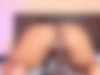 Kim-Baker2's Live Sex Cam Show