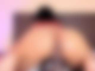 Kim-Baker2's Live Sex Cam Show