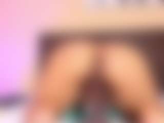 Kim-Baker2's Live Sex Cam Show
