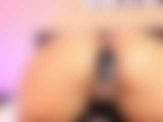 Kim-Baker2's Live Sex Cam Show