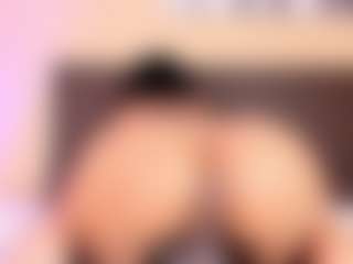 Kim-Baker2's Live Sex Cam Show