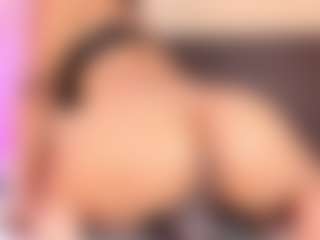 Kim-Baker2's Live Sex Cam Show