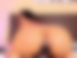 Kim-Baker2's Live Sex Cam Show