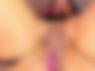 Kim-Baker2's Live Sex Cam Show