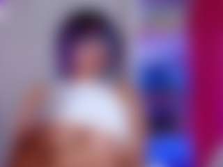 Live cam show with Princess-Nahia23 - Strip Brown Hair on CamSextacy