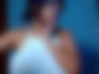 Princess-Nahia23's Live Sex Cam Show