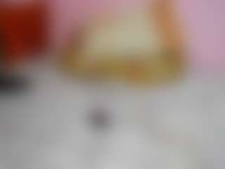 Live cam show with happysonia - Solo on Instabang