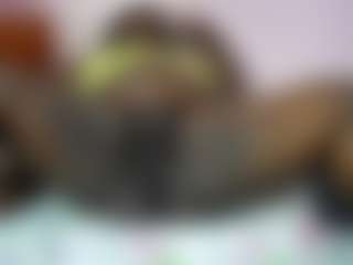 Live cam show with happysonia - Oil on TottyGirls