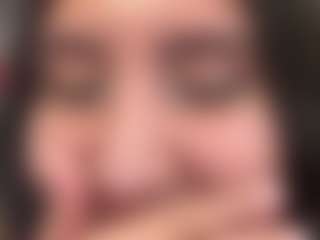 Live cam show with nerdgirl314 - Brown Eyes Curvy on SinfulBabes