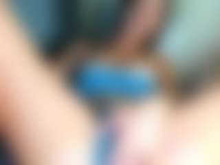 Live cam show with BlakeWow - Blonde Hair HD on AdultVida.com
