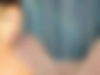 Live cam show with BlakeWow - Blonde Hair Petite on Camsoda