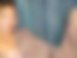 Live cam show with BlakeWow - Blonde Hair Dildo on Uber Horny