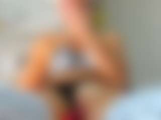 Live cam show with BlakeWow - Green Eyes on Cam Slut
