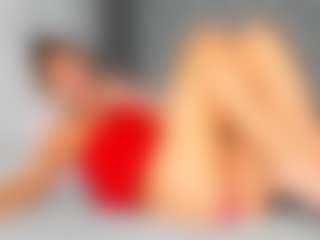 Live cam show with BlakeWow - Living Room on Camsoda