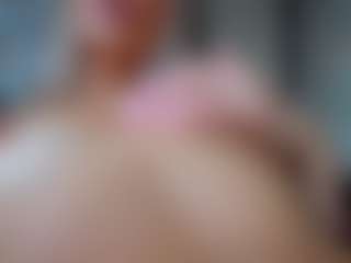 Spettacolo in cam dal vivo con BlakeWow - Latex su Camsoda