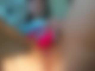 Live cam show with BlakeWow - Upskirt on Mixed Magazine Live
