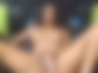 Live cam show with damexqueen - Cute on SpunkLive