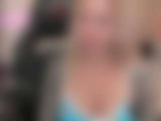 lerika-moore MILF webcam performer live streaming