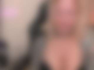 Live cam show with lerika-moore - Cuckold on Camsoda