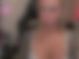 Live cam show with lerika-moore - Domination on Mixed Magazine Live