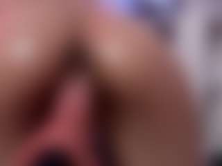 Vivi's Live Sex Cam Show