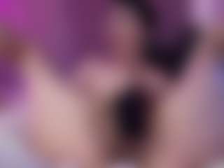 Live cam show with Vivi - Teen (18+) on camwithhim.com