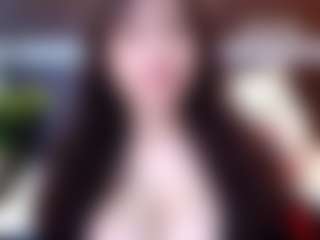 Live cam show with Tinny18 - Candy on googirlz