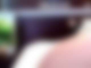 Tinny18's Live Sex Cam Show