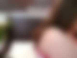 Tinny18's Live Sex Cam Show