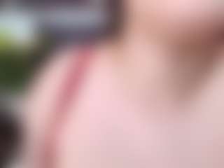 Tinny18's Live Sex Cam Show