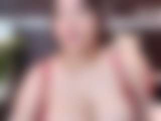 Tinny18's Live Sex Cam Show
