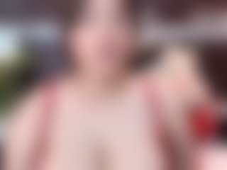Tinny18's Live Sex Cam Show