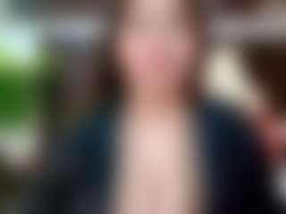 Tinny18's Live Sex Cam Show