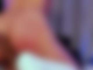 Xia Phoenix's Live Sex Cam Show