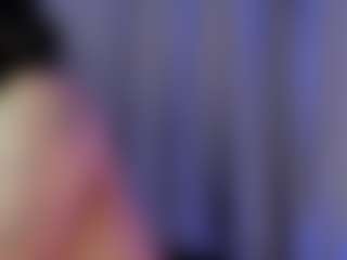 Xia Phoenix's Live Sex Cam Show