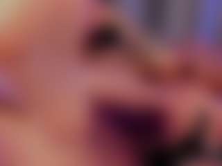 Xia Phoenix's Live Sex Cam Show