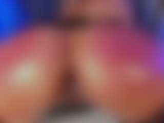 Xia Phoenix's Live Sex Cam Show