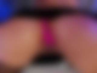 Xia Phoenix's Live Sex Cam Show