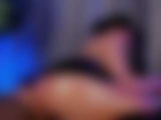 Live cam show with Xia Phoenix - Oil on Porn Luv