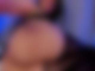 Xia Phoenix's Live Sex Cam Show
