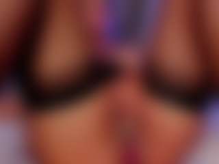 Xia Phoenix's Live Sex Cam Show