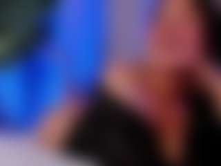 Live cam show with Xia Phoenix - Squirt on liverealitysex.com