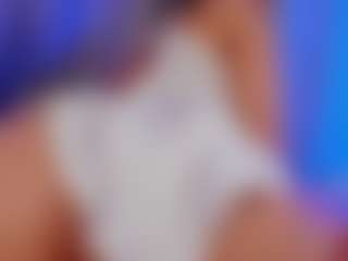 Xia Phoenix's Live Sex Cam Show