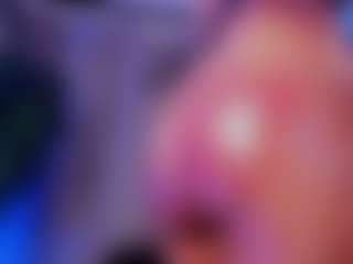 Xia Phoenix's Live Sex Cam Show